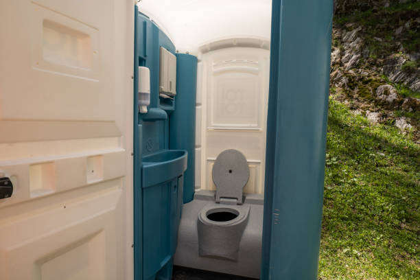 Best Portable restroom trailer rental  in Lopezville, TX
