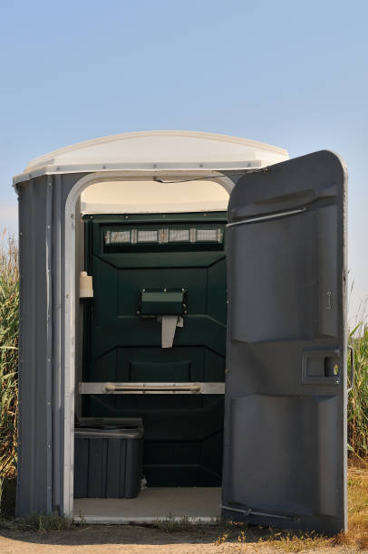 Portable Toilet Options We Offer in Lopezville, TX